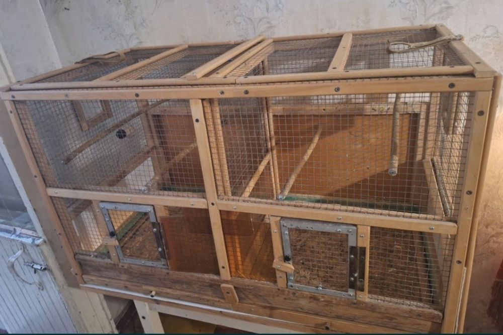 Клетка для птиц крепкая