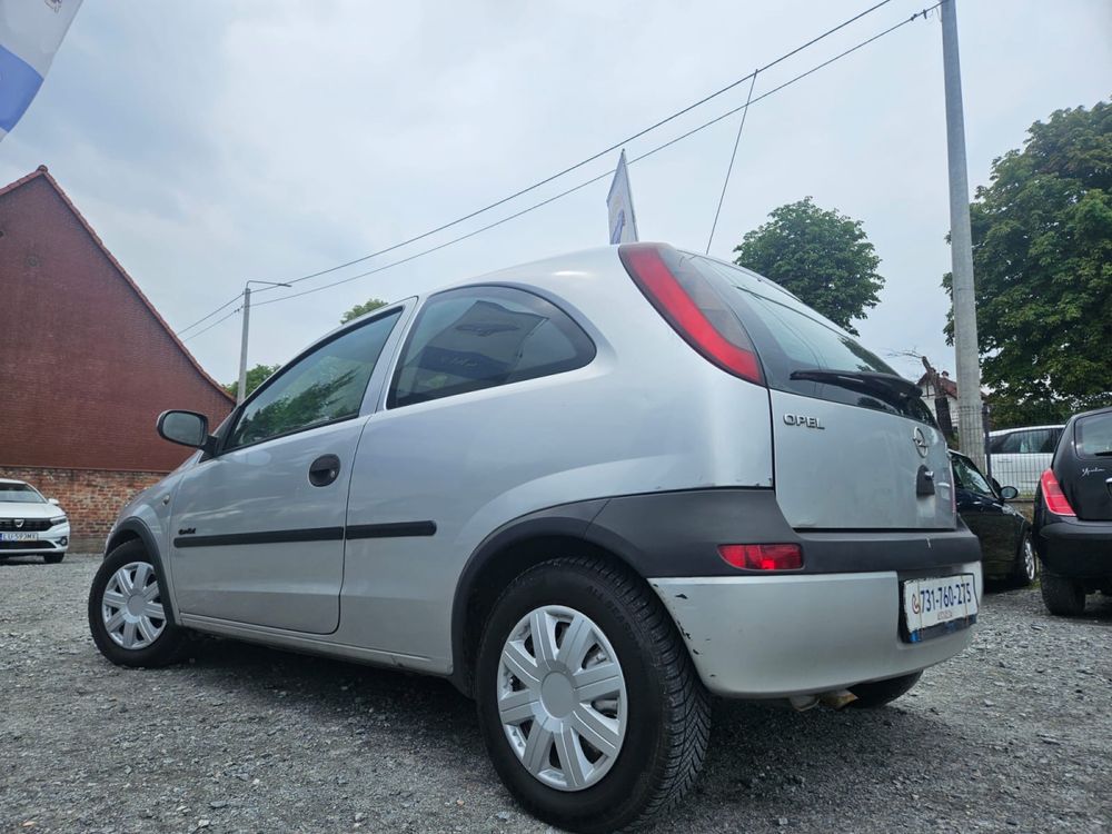 Opel Corsa 1.7 diesel // sprawna klimatyzacja // dlugie oplaty