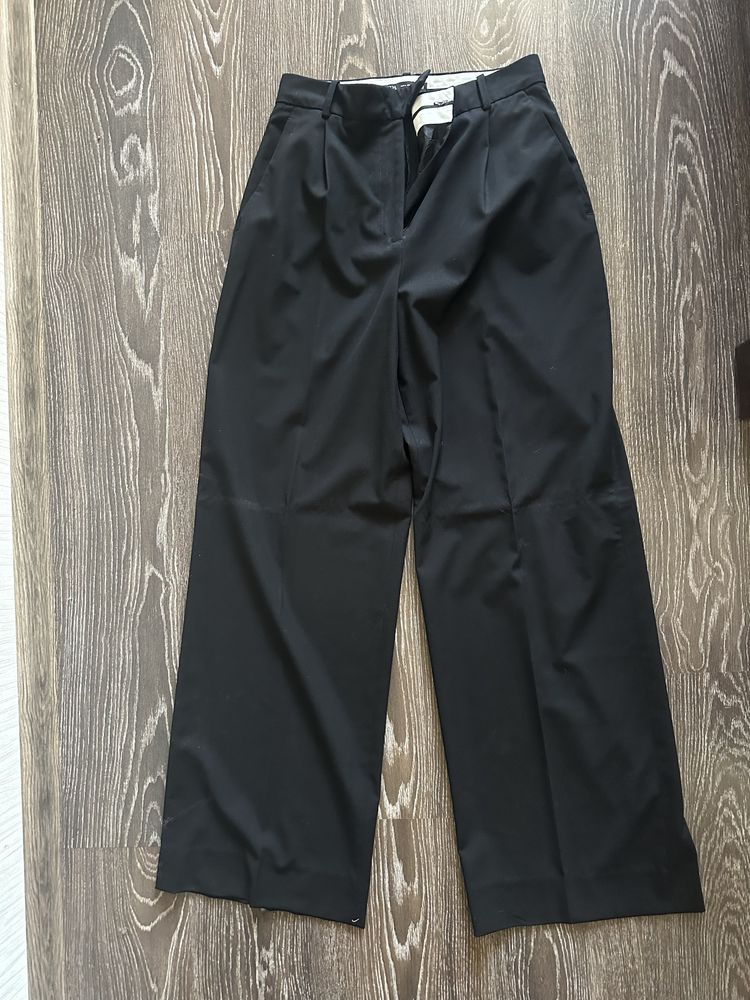 Чорні базові брюки zara full length класичні