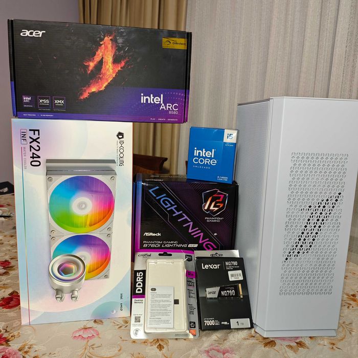 Ігровий Міні-ПК Білий i5-14600K 32GB DDR5 Водянка ASRock B760I 1tb 2K