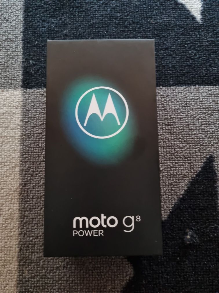 Pudełko Motorola Moto G8