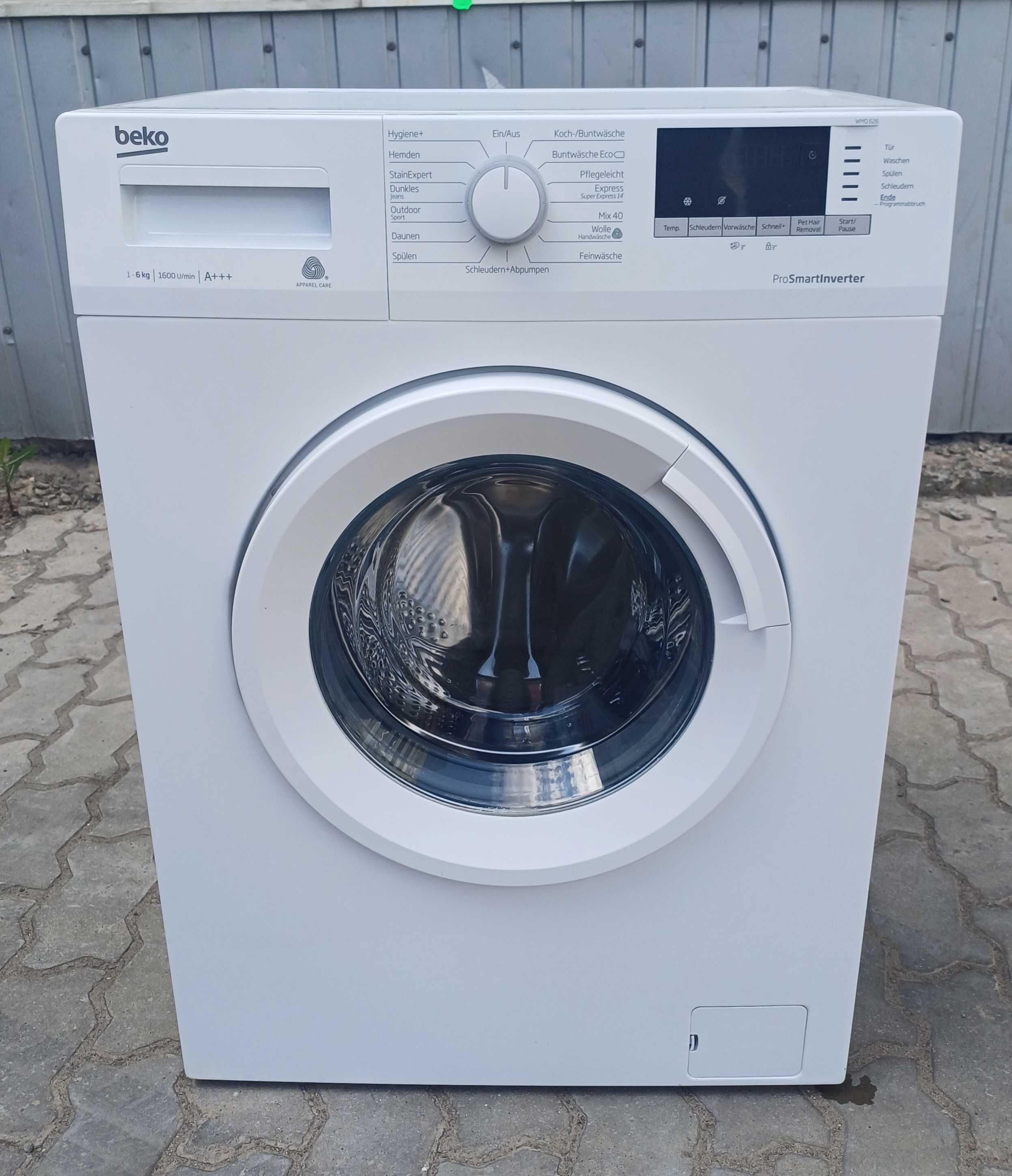 Вузка пральна машина Beko WMO 626 6 кг 1600 об ProSmart інвертор б/в