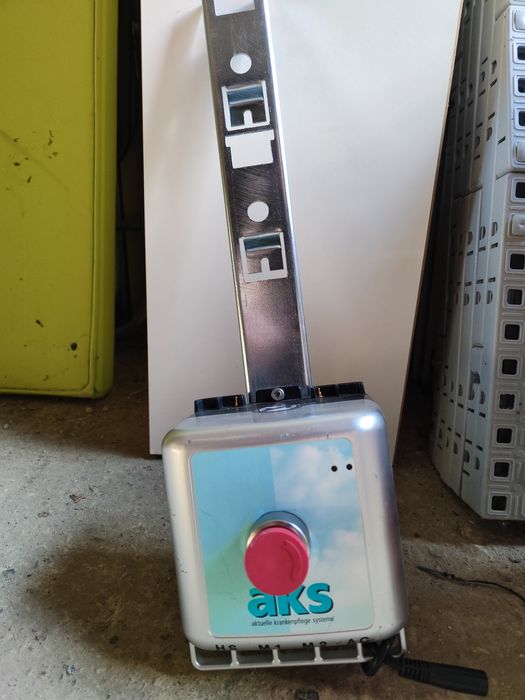 Puszka sterująca z szyną do AKS foldy