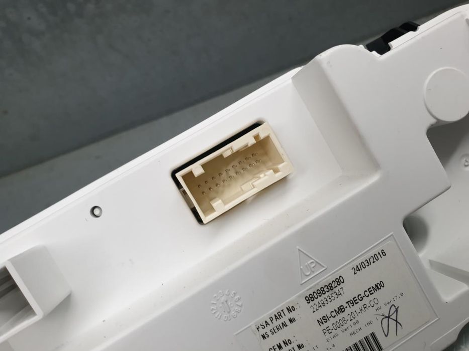 Quadrante / painel de instrumentos PEUGEOT 308 II