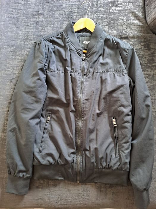 Blusão preto "S" Homem SHEIN - NOVO!