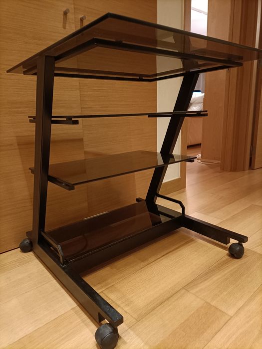 Mesa para várias impressoras em  metal e vidro fumado