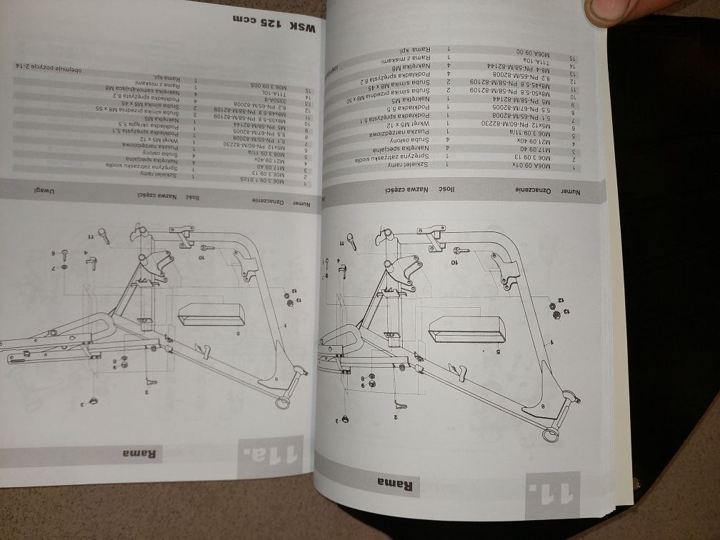 Sprzedam kpl oslony boczne wsk125 m06-b1 + instrukcja obsługi katalog