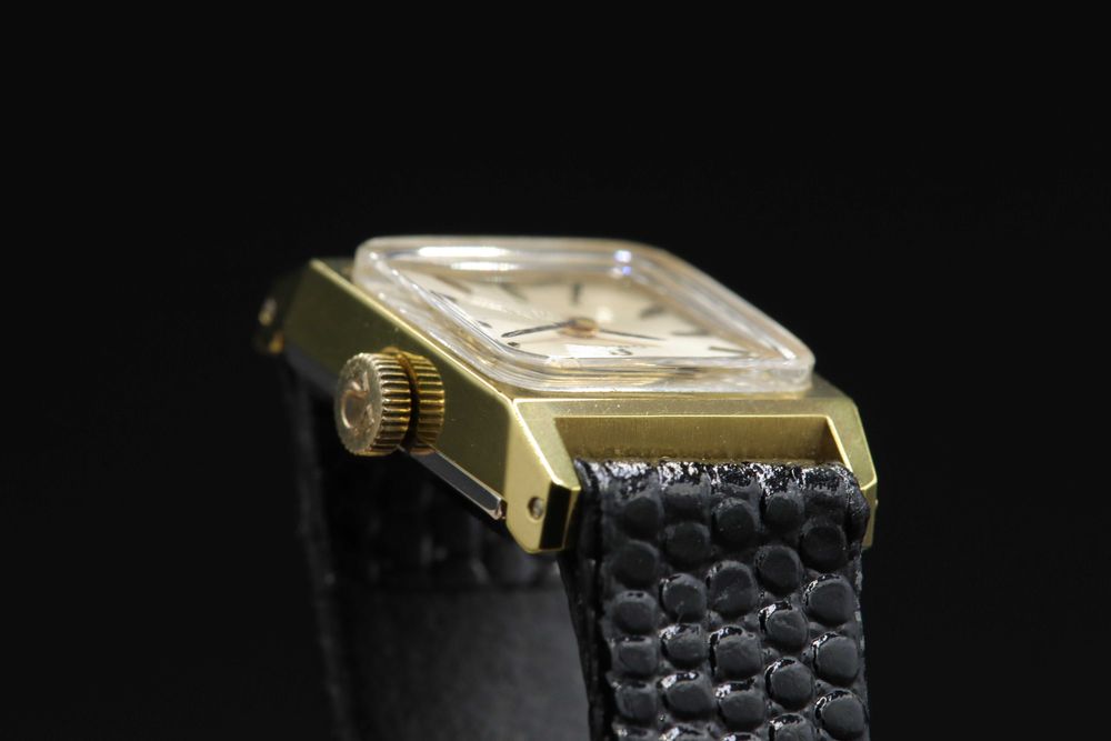 Omega De Ville
Damski ref. 511.255 Au20 Rzadki serwisowany Gwarancja