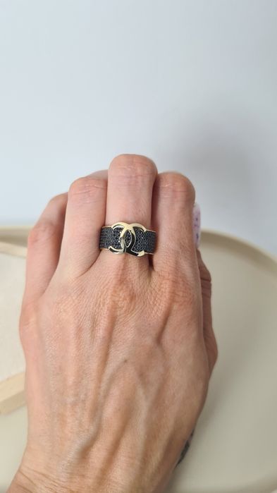 Nowy złoty pierścionek czarne cyrkonie , szeroko, typu Chanel, p. 585