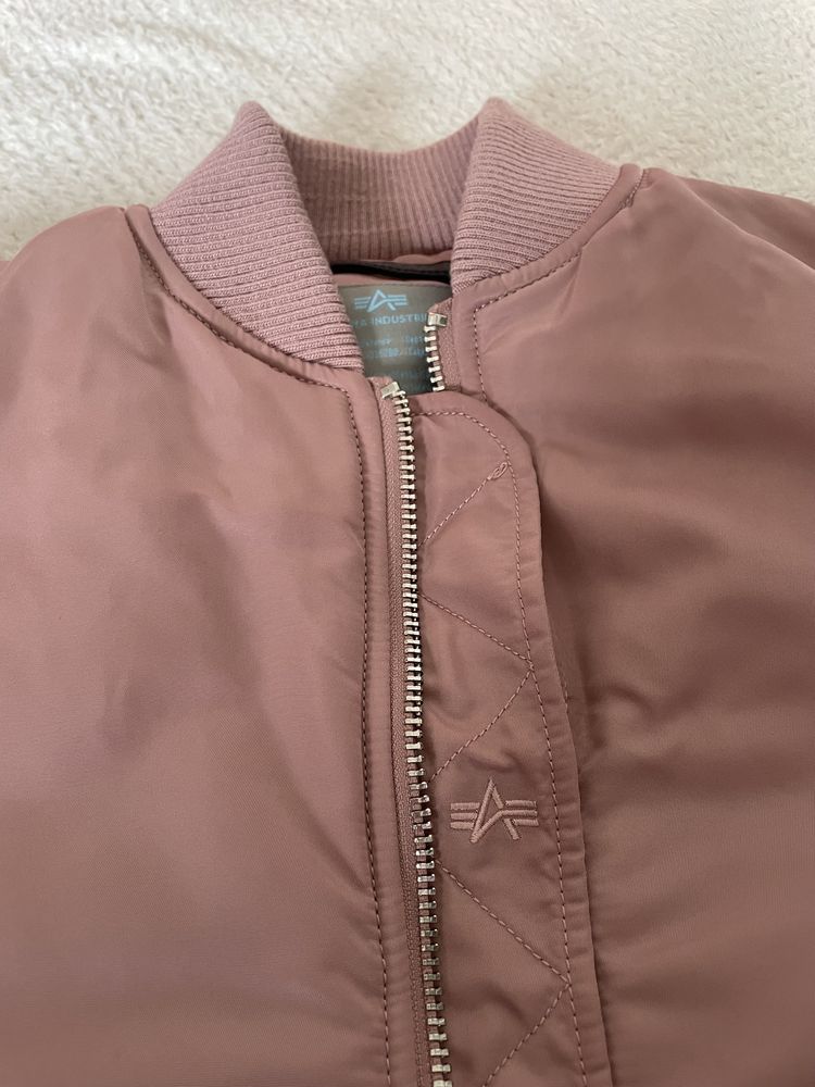 Damska kurtka Alpha Industries rozmiar M