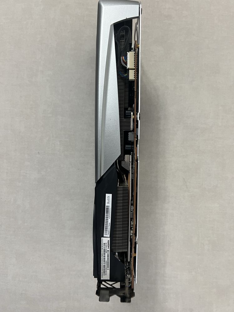 Sapphire RX 5700 8g NITRO+