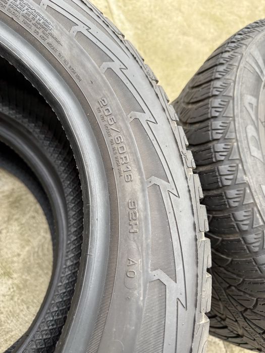 205/60/16 Good Year Ultra Grip Perfomance