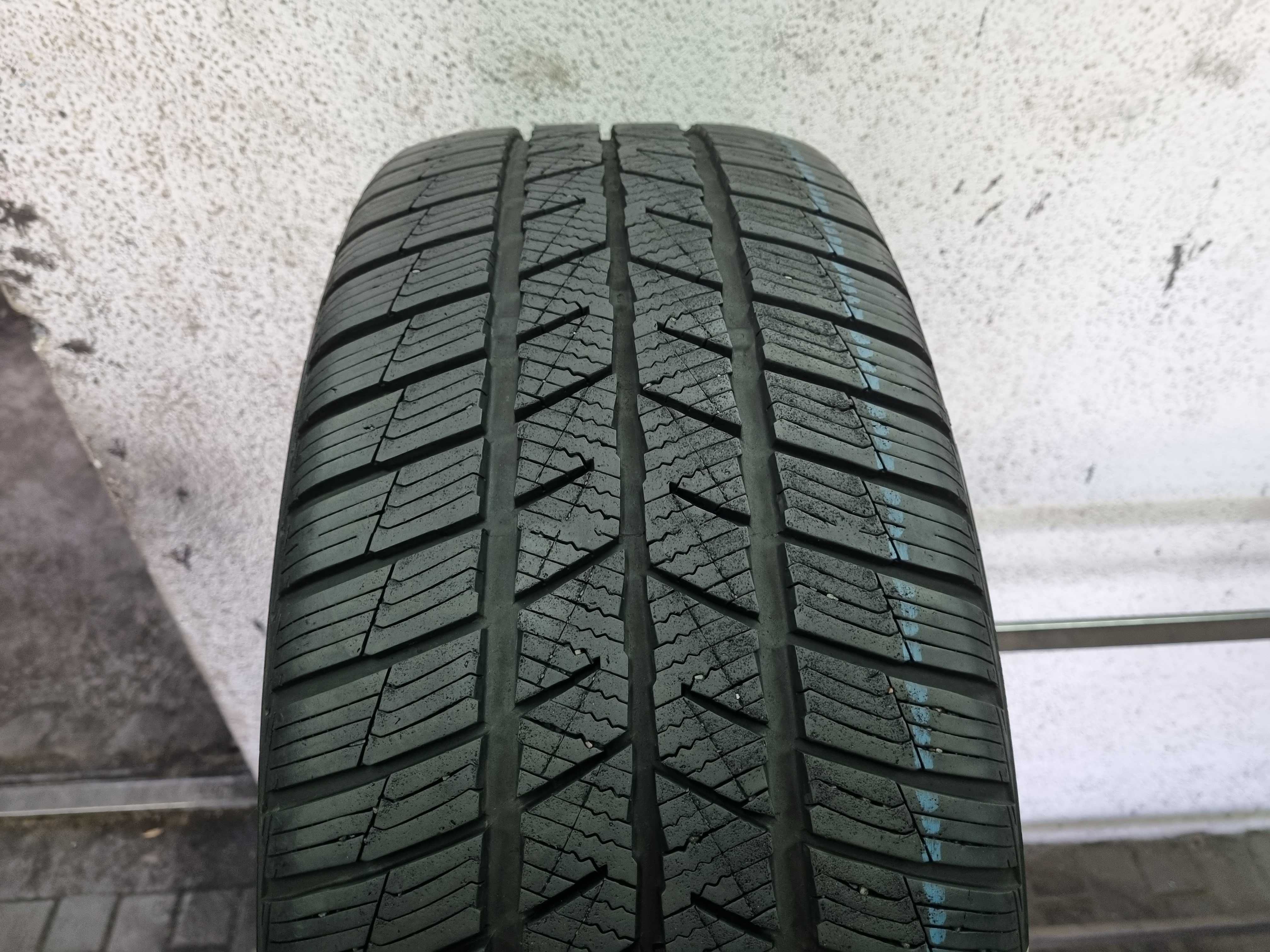 245/45/18 100V XL Barum Polaris 5 D.3919