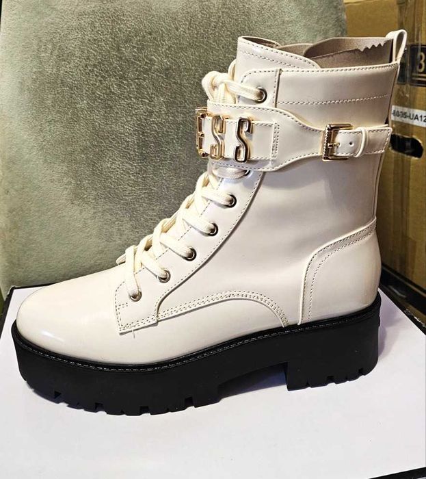 Жіночі чоботи GUESS, ботинки. нові. оригінал. Р 40 молочний колір