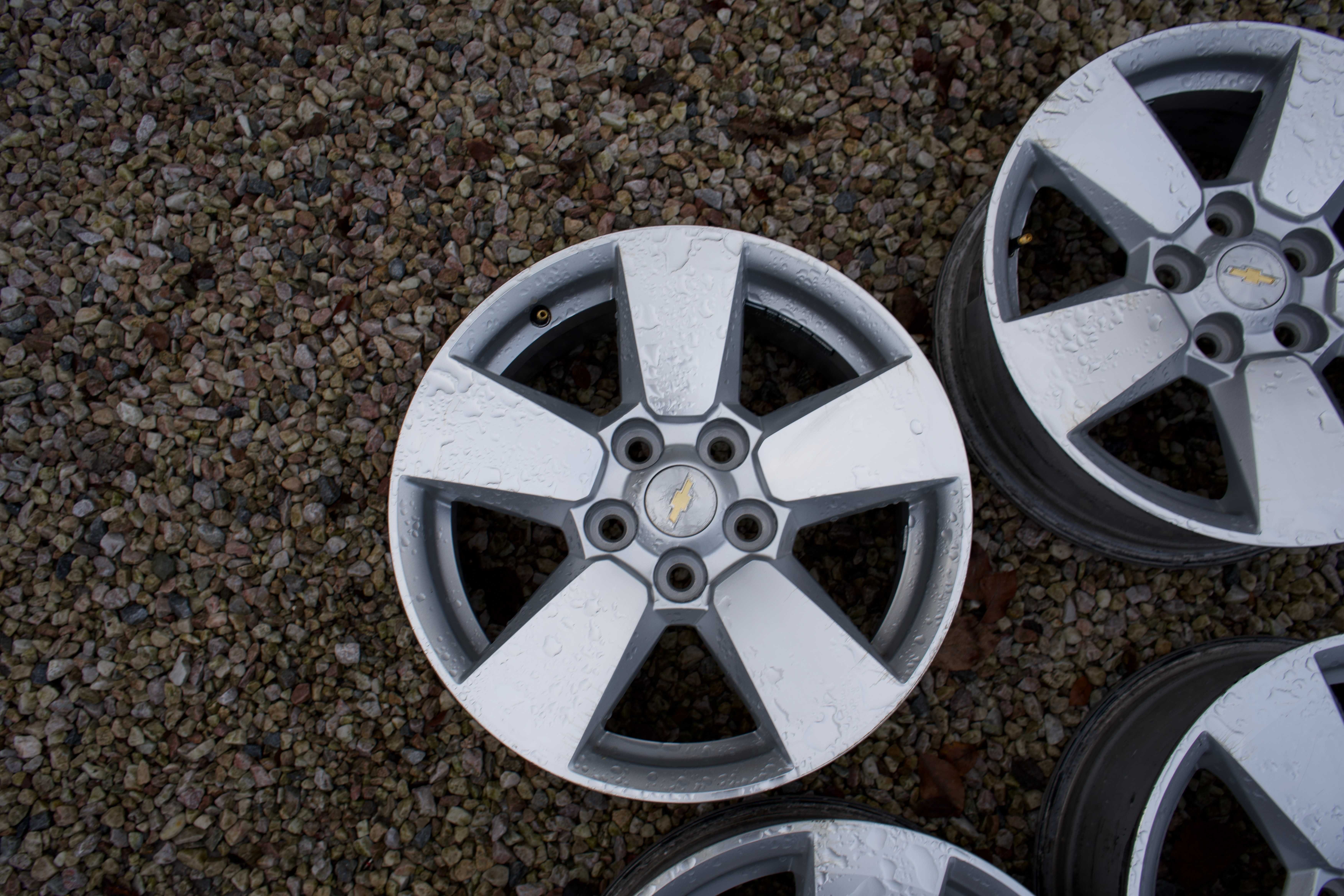 Felgi Alufelgi Chevrolet OEM R17 5x120 7j et 41