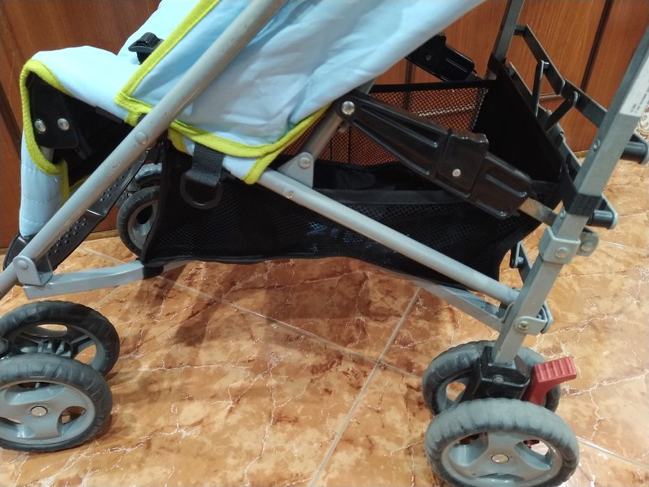 Carrinho de bebé bengala casa quarto apartamento vivenda escritório.