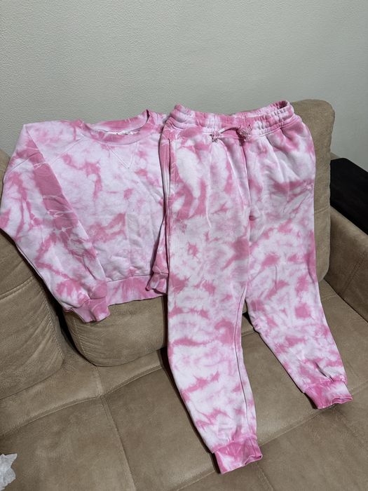 Костюм на дівчинку