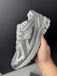 New Balance 1906r