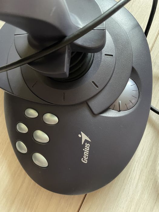 Джойстик Genius MaxFighter F-31U Vibration USB