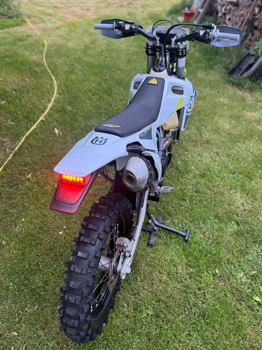 Husqvarna 250 4T 2021/2022