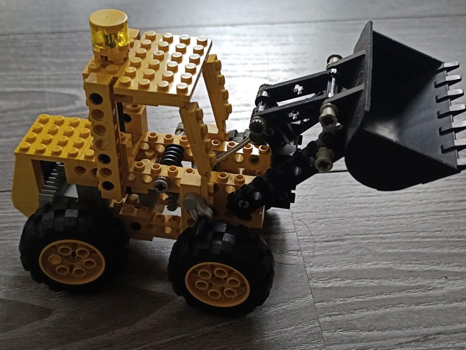 LEGO 8828 Technic front and loader używane