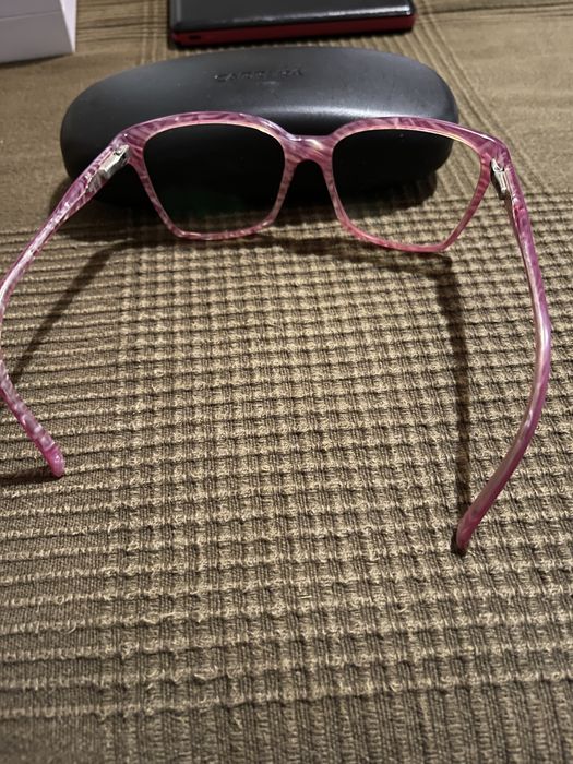 Armação carrera rosa