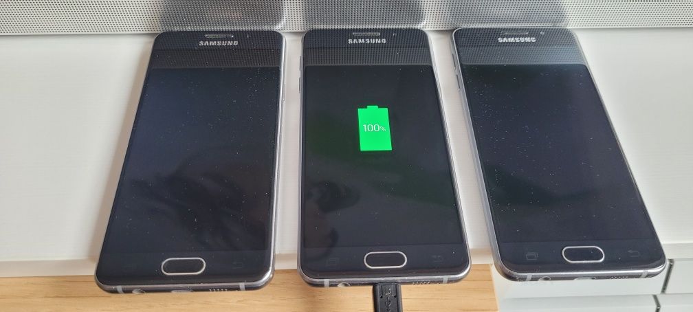 Samsung Galaxy A3 2016 (16GB) egzemplarz 1