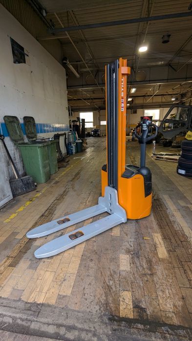 Wózek widłowy sztaplarka STILL EGV12