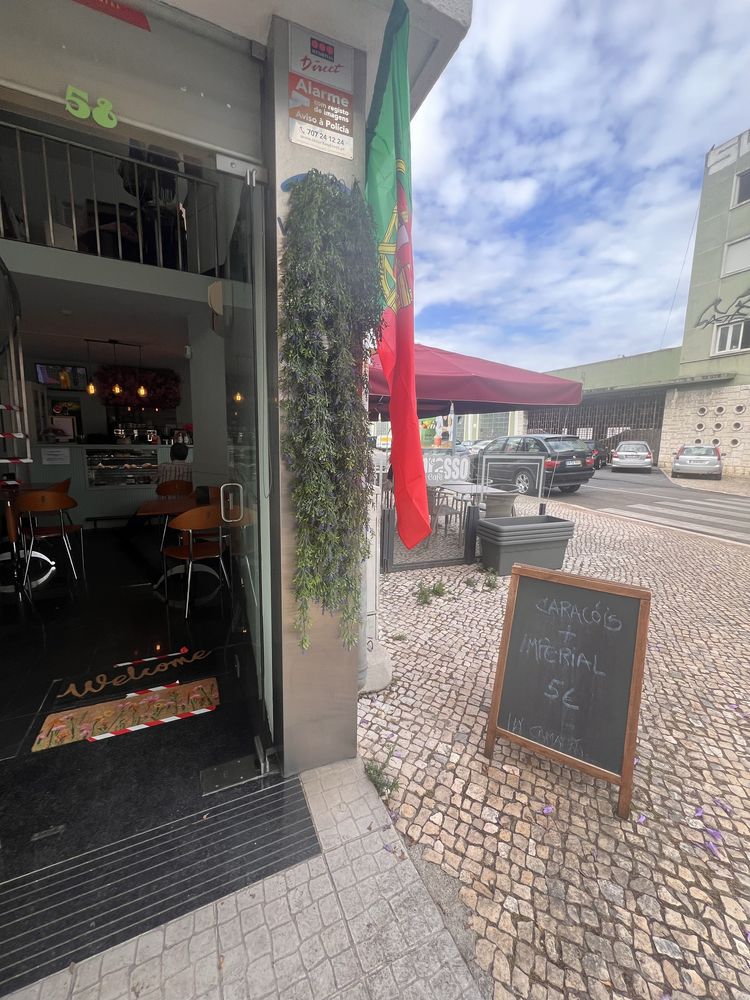 Vendo Trespasse de Cafe Snack Bar em Setubal