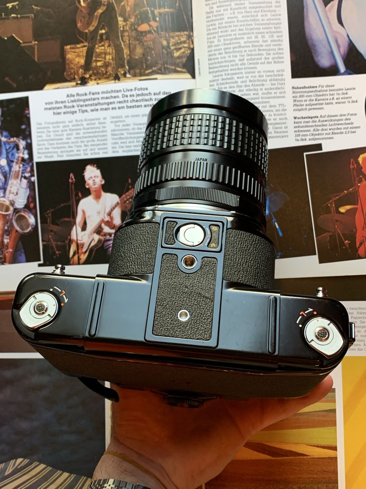 Pentax 67 із об’єктивом SMC Pentax 67 75mm f/4.5 ідеальний стан