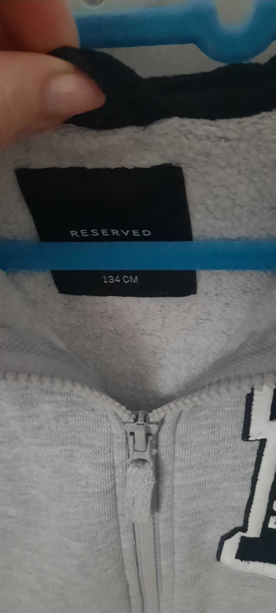 Bluza reserved 134 na zamek, rozpinana