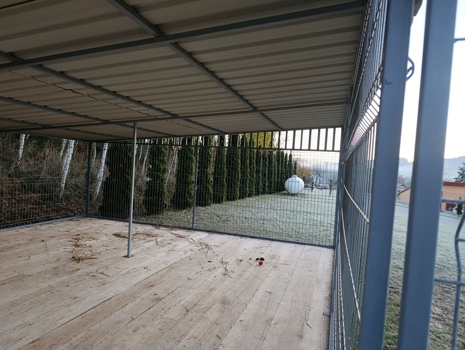 Kojec 5x6 m z podłogą i dachem