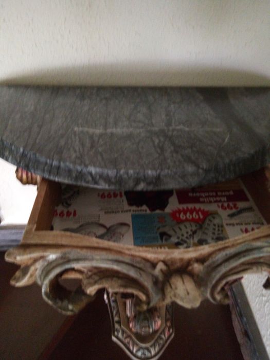 Mesa meia lua antiga