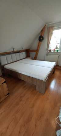 Łóżko sypiania 160x200 z dwoma materacami 80x200