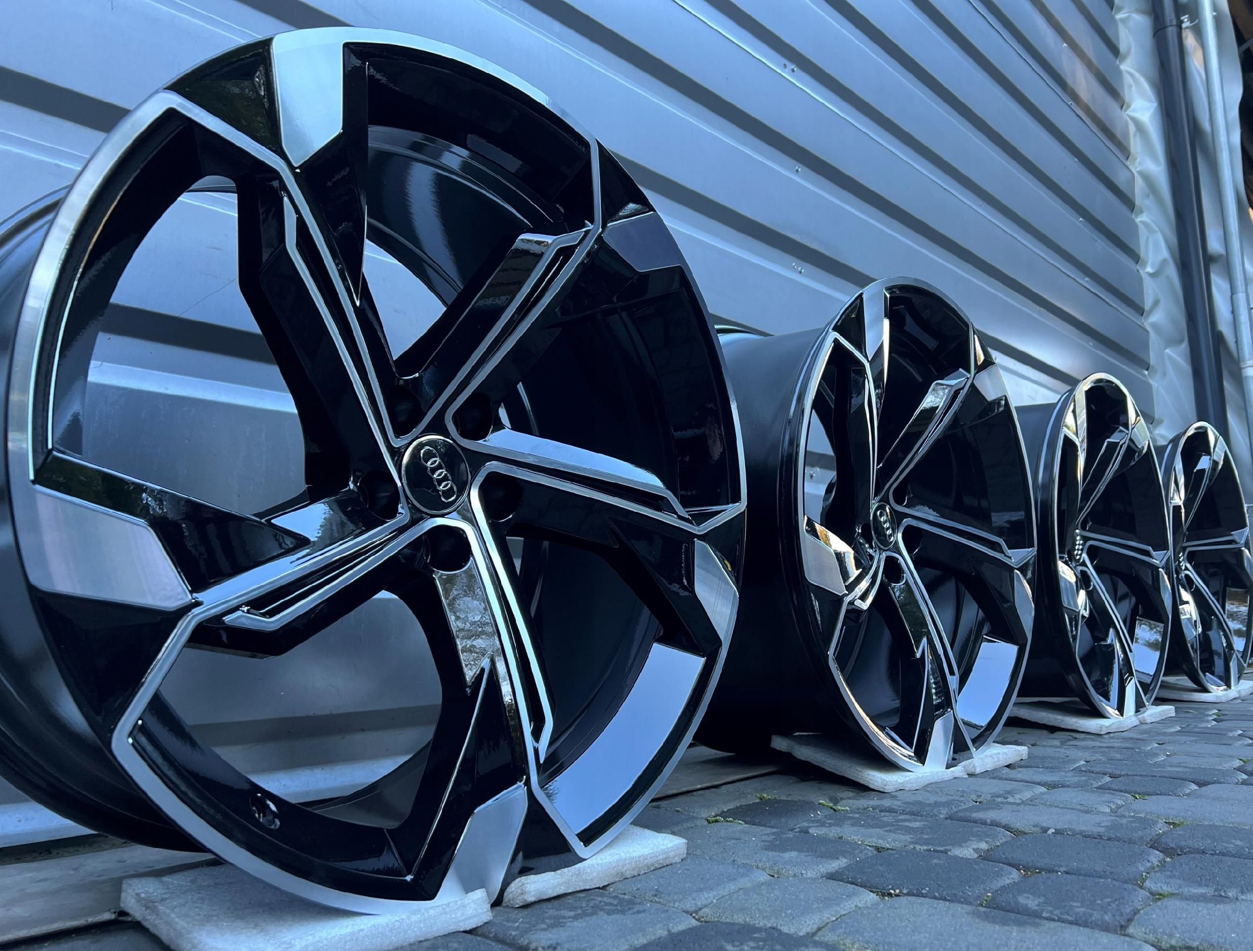 NOWE Felgi Audi 22 RS6 RS7 Q7 SQ7 Q8 SQ8 E-Tron