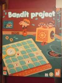 Gra Bandit Project