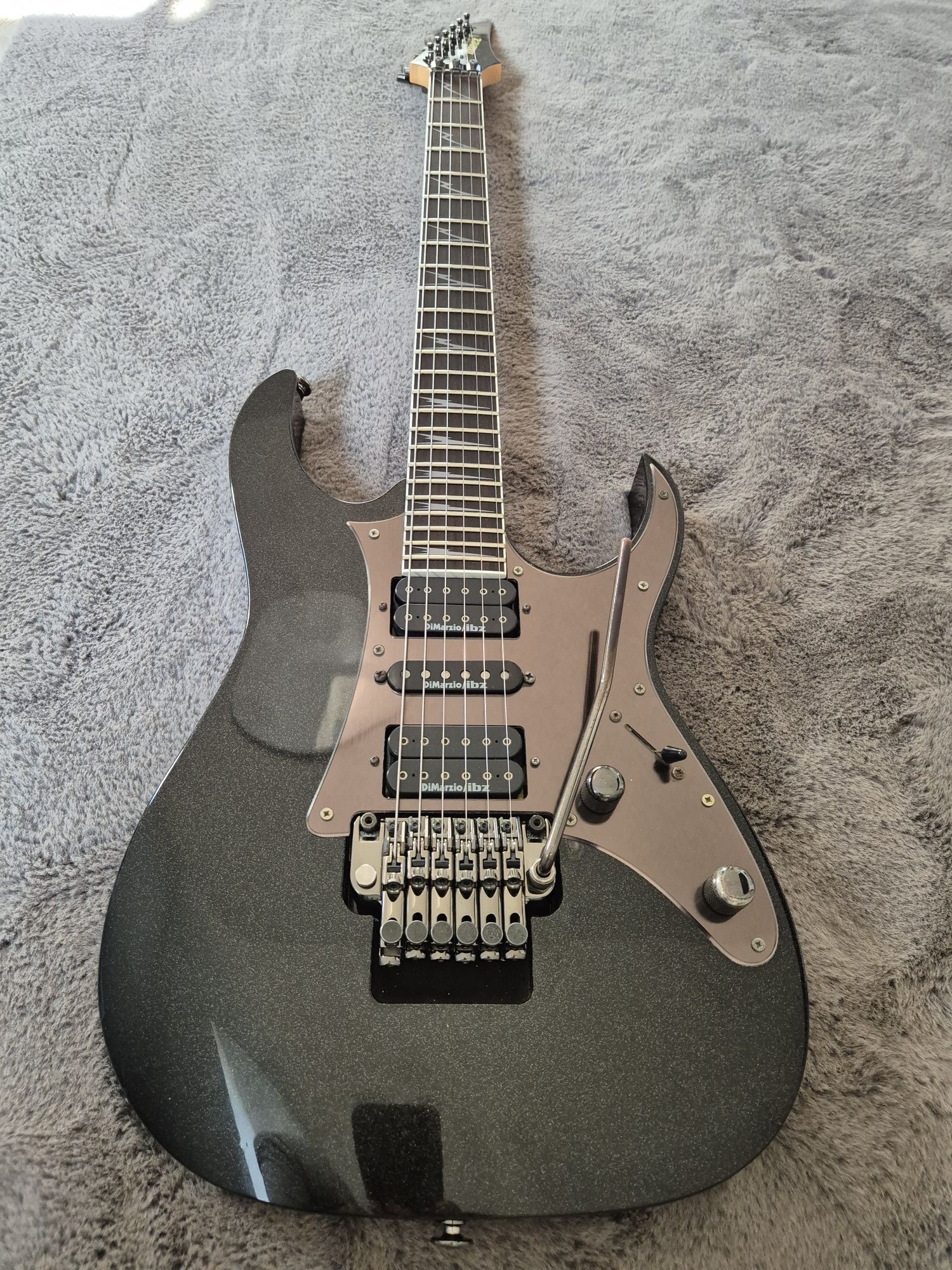 Ibanez prestige RG 2550 z