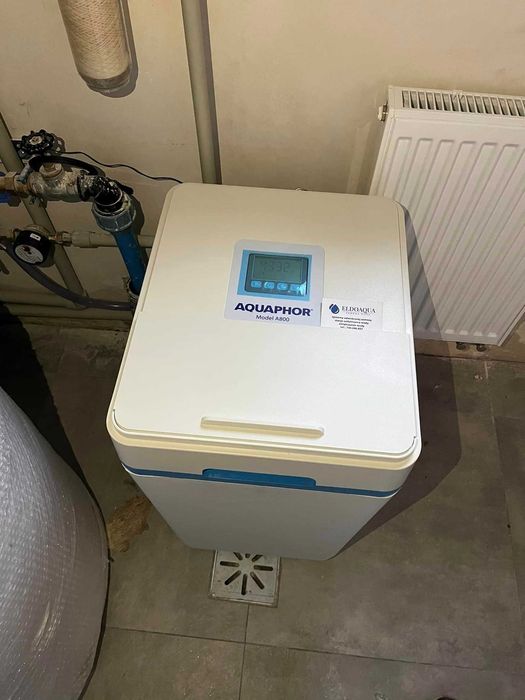 Zmiękczacz wody Aquaphor A800 z montażem