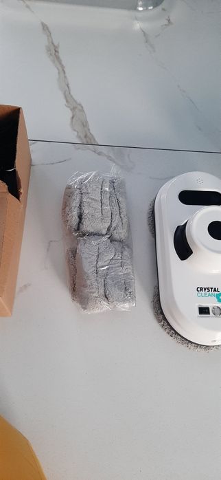 Robot do mycia okien