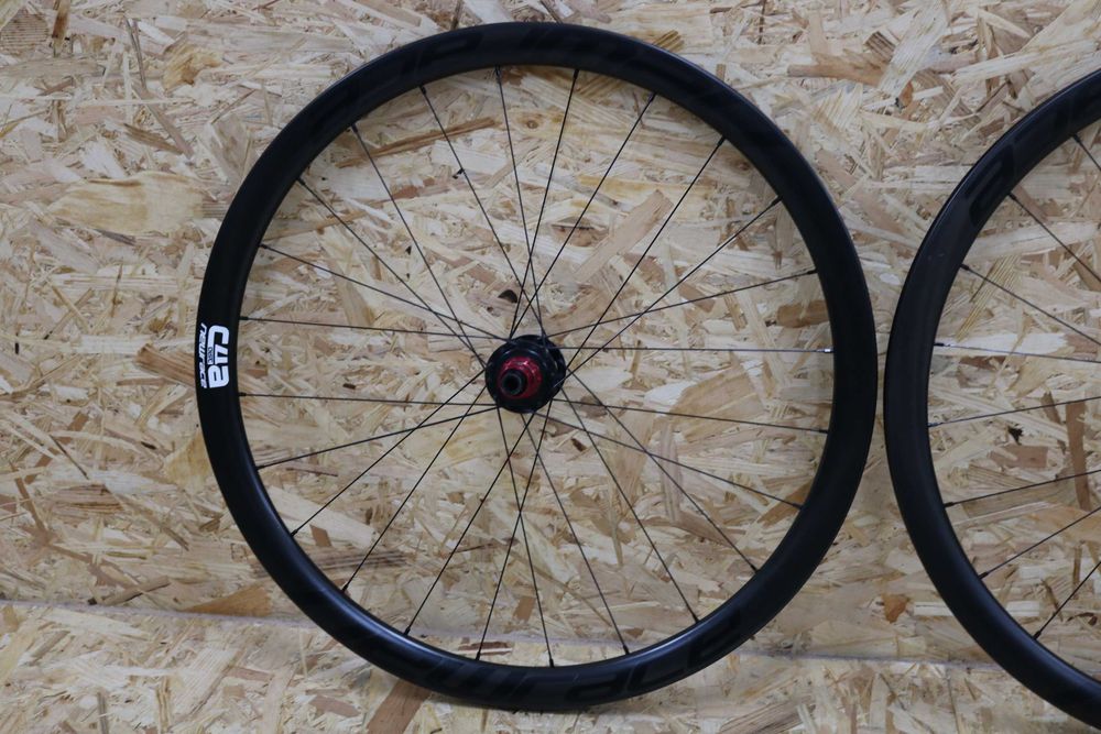 Bicicleta Rodas carbono New Race C4A - Clincher/Tubeless