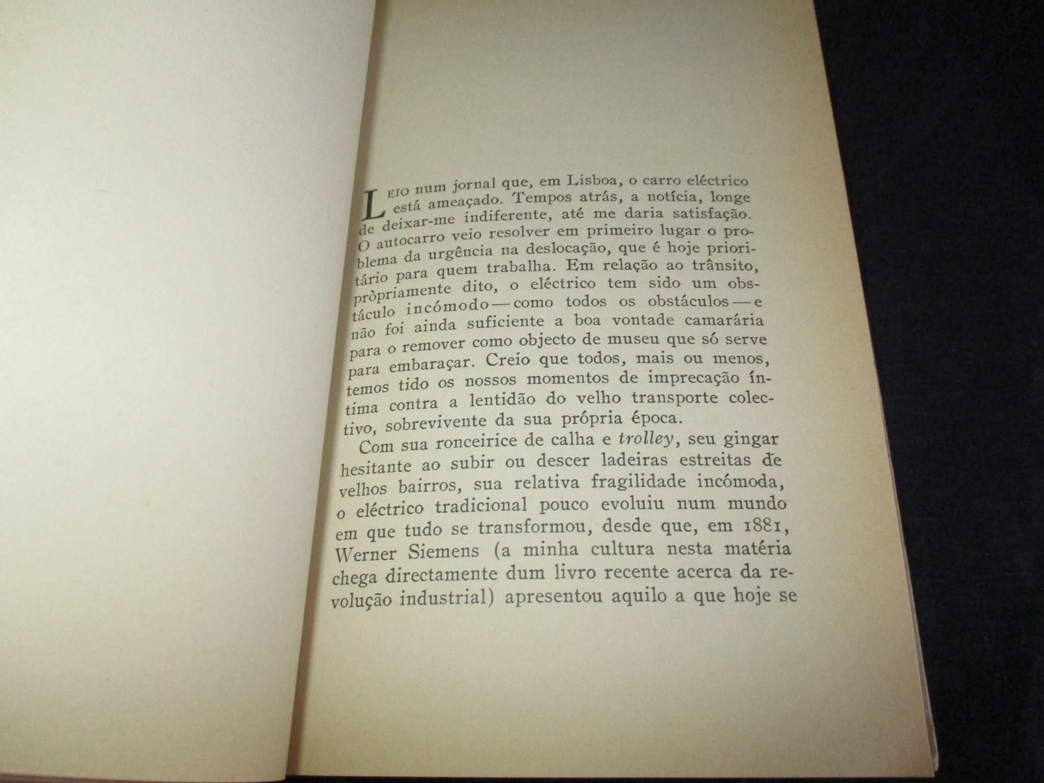 Livro Monólogo em Éfeso Luís Forjaz Trigueiros Autografado