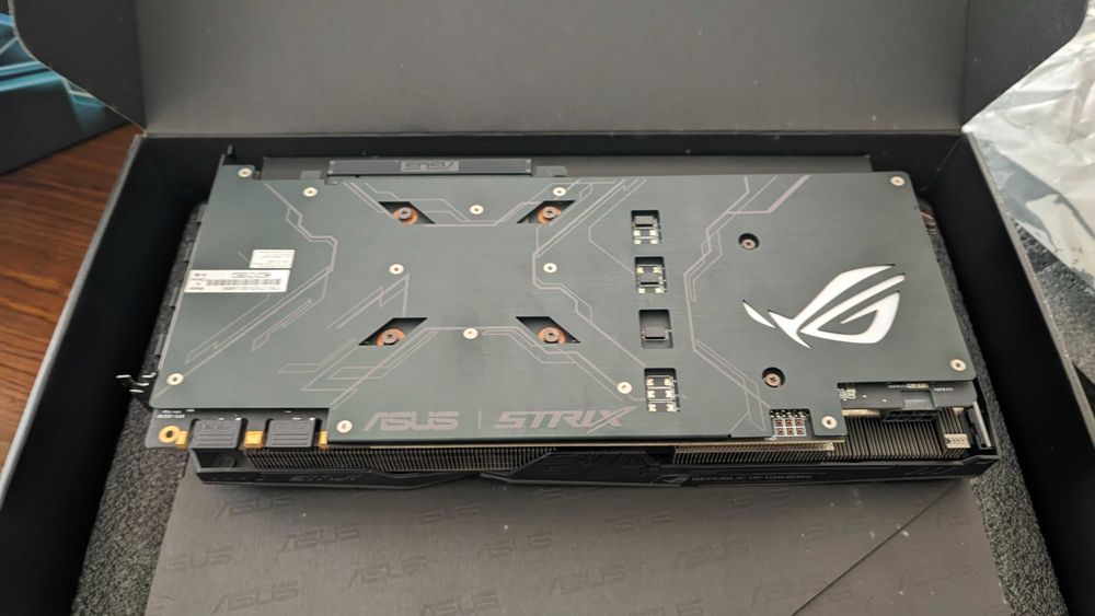 Asus ROG STRIX GTX 1070 8GB OC Gaming GPU