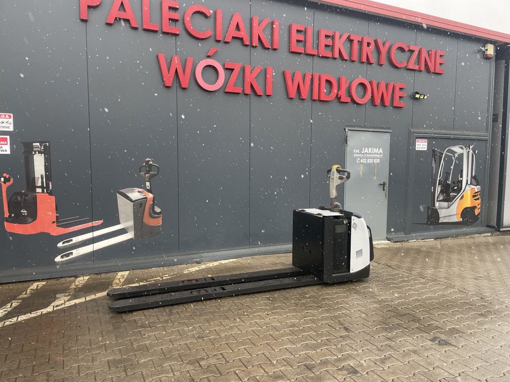 Paleciak elektryczny widły 240 cm 2000 kg Nissan wózek