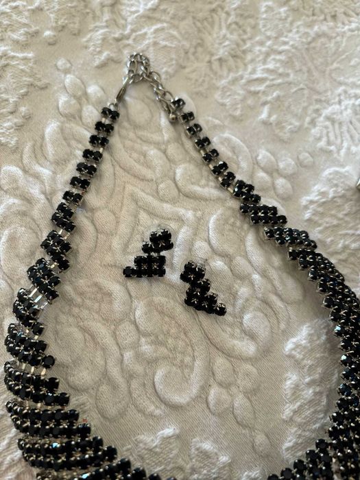 Semi jóias - Colar e brincos azul escuro