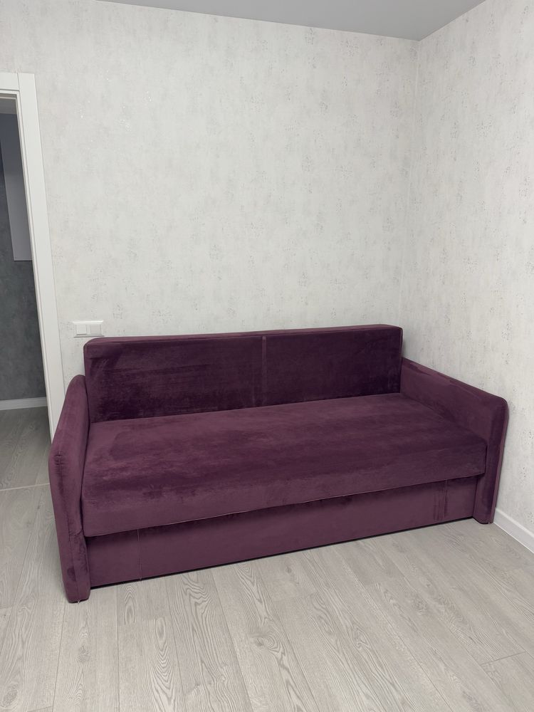 Продам диван в ідеальному стані