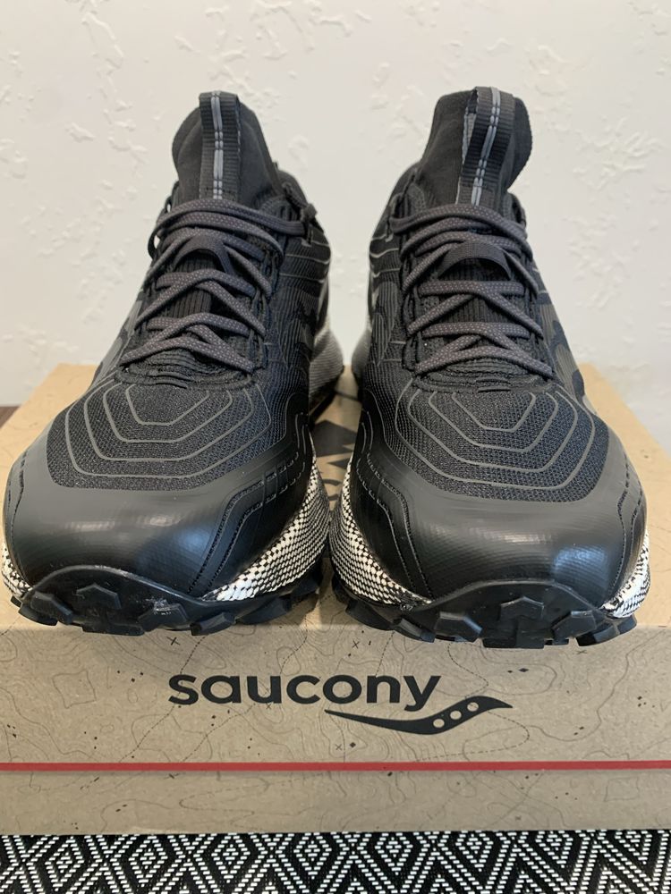 Кросівки Saucony endorphin trail 30,5см