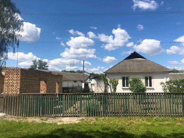 Продам будинок з земельною ділянкою в м.Сквира, Київської області