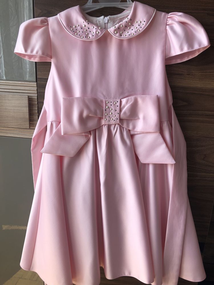 Rozowa sukieneczka rozmiar 116