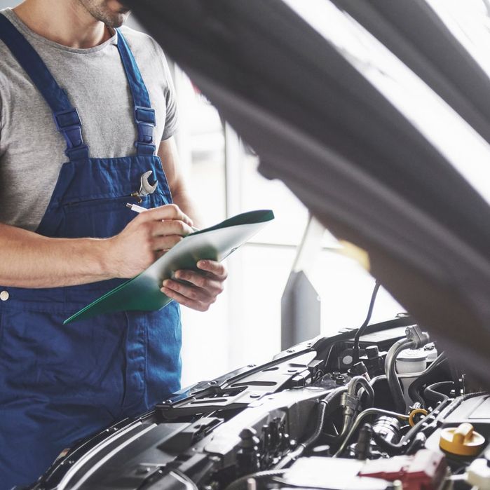 Комплексне відновлення авто з США, безпека, кузовні роботи, ключі