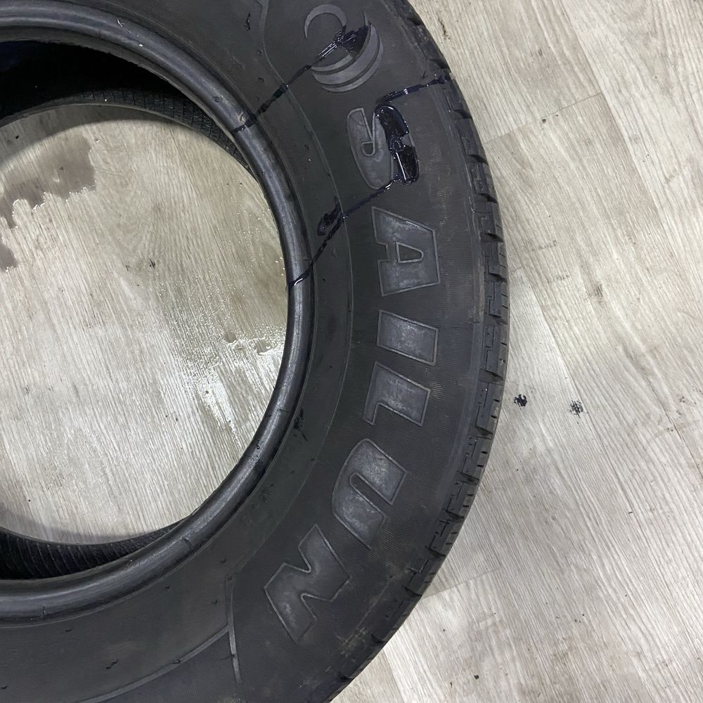 Шини 225/70 r15c Sailun. 2шт.